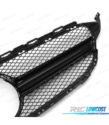 GRILLE MERCEDES W205 14-18 LOOK AMG C63 NOIR BRILLANT CAMÉRA