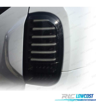 FEUX ARRIÈRE DACIA DUSTER 09-17 CARDNA CLIGNOTANTS DYNAMIQUE NOIR FUMÉ