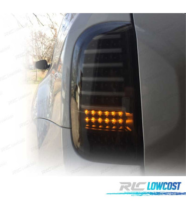 FEUX ARRIÈRE DACIA DUSTER 09-17 CARDNA CLIGNOTANTS DYNAMIQUE NOIR FUMÉ