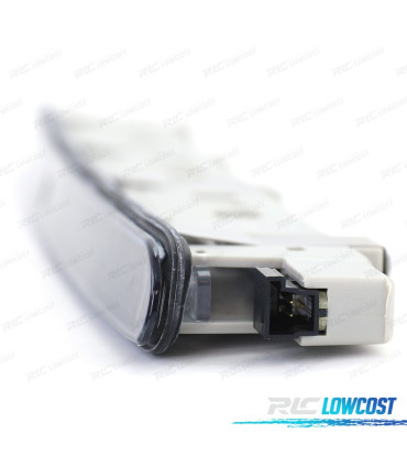 TROISIÈME FEU DE STOP POUR MERCEDES CLASSE C W203 04-07 NOIR FUMÉ