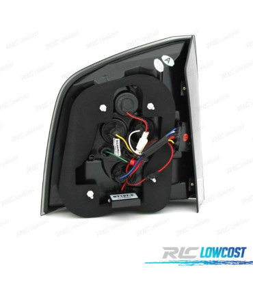 FEUX ARRIÈRE SKODA OCTAVIA KOMBI 05-13 LED ROUGE CHROMÉ